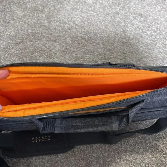 NWOT laptop case - Picture 4 of 5